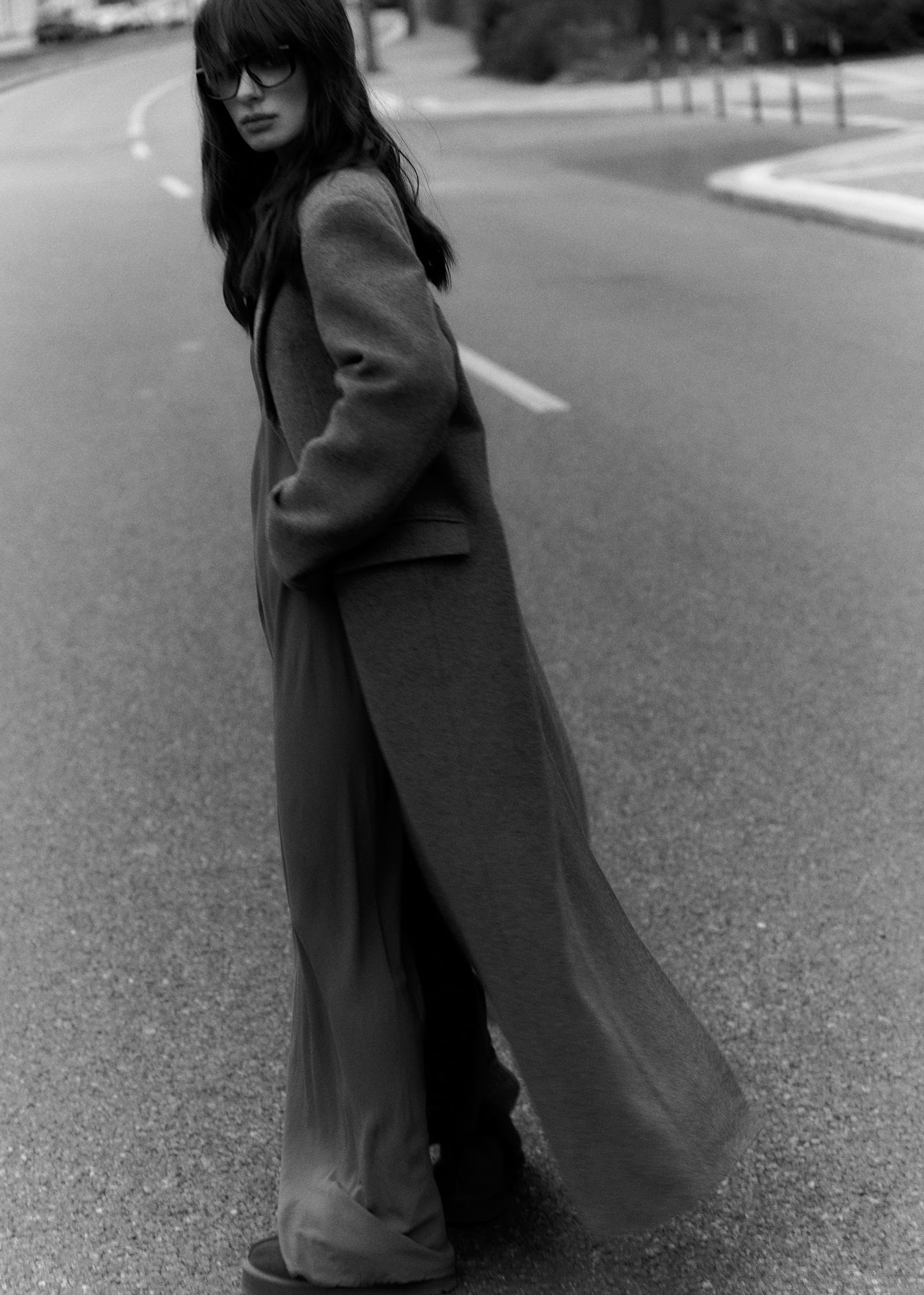 STRAIGHT FIT VLNĚNÝ KABÁT. ŠEDÝ