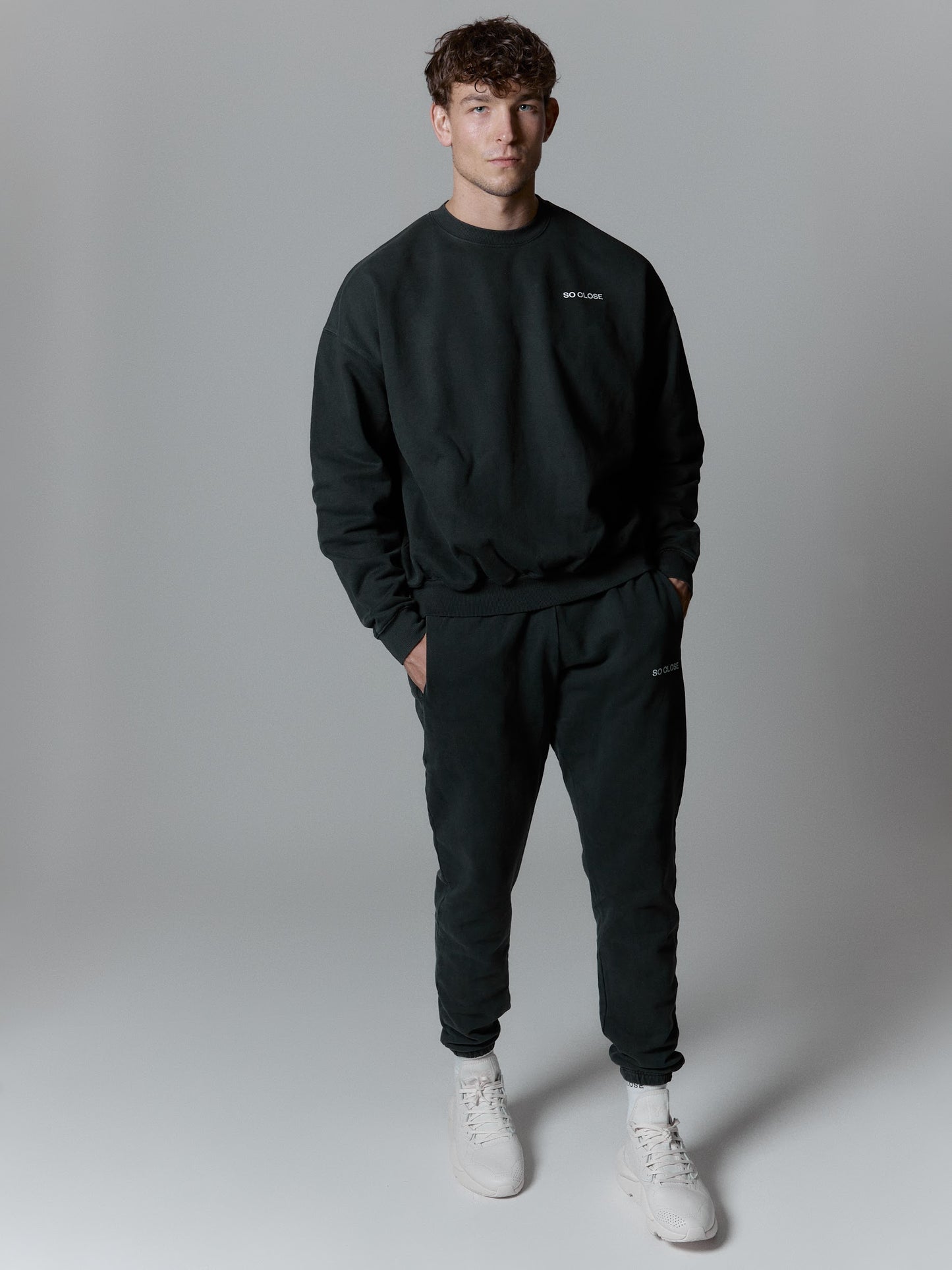 Heavyweight Washed gray pants
