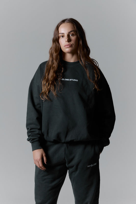 Heavyweight Crewneck grey - "So close studio"