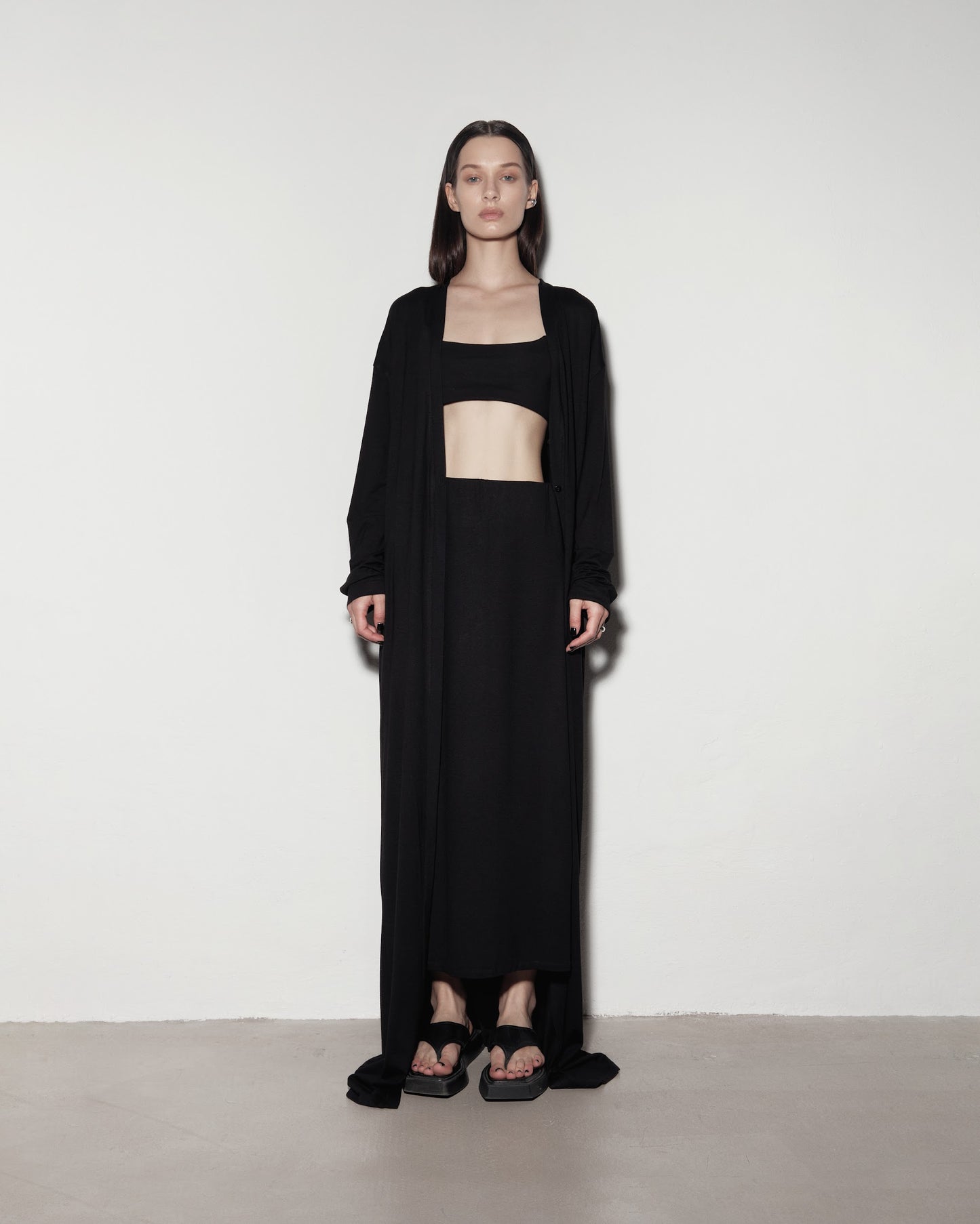 MIDI skirt. BLACK