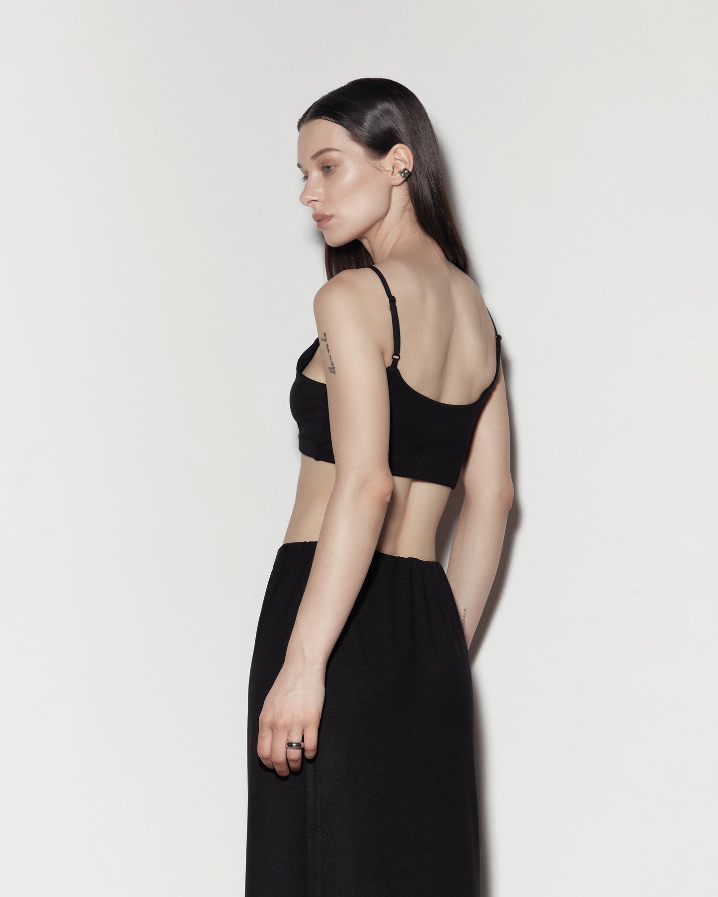 TOP. Black