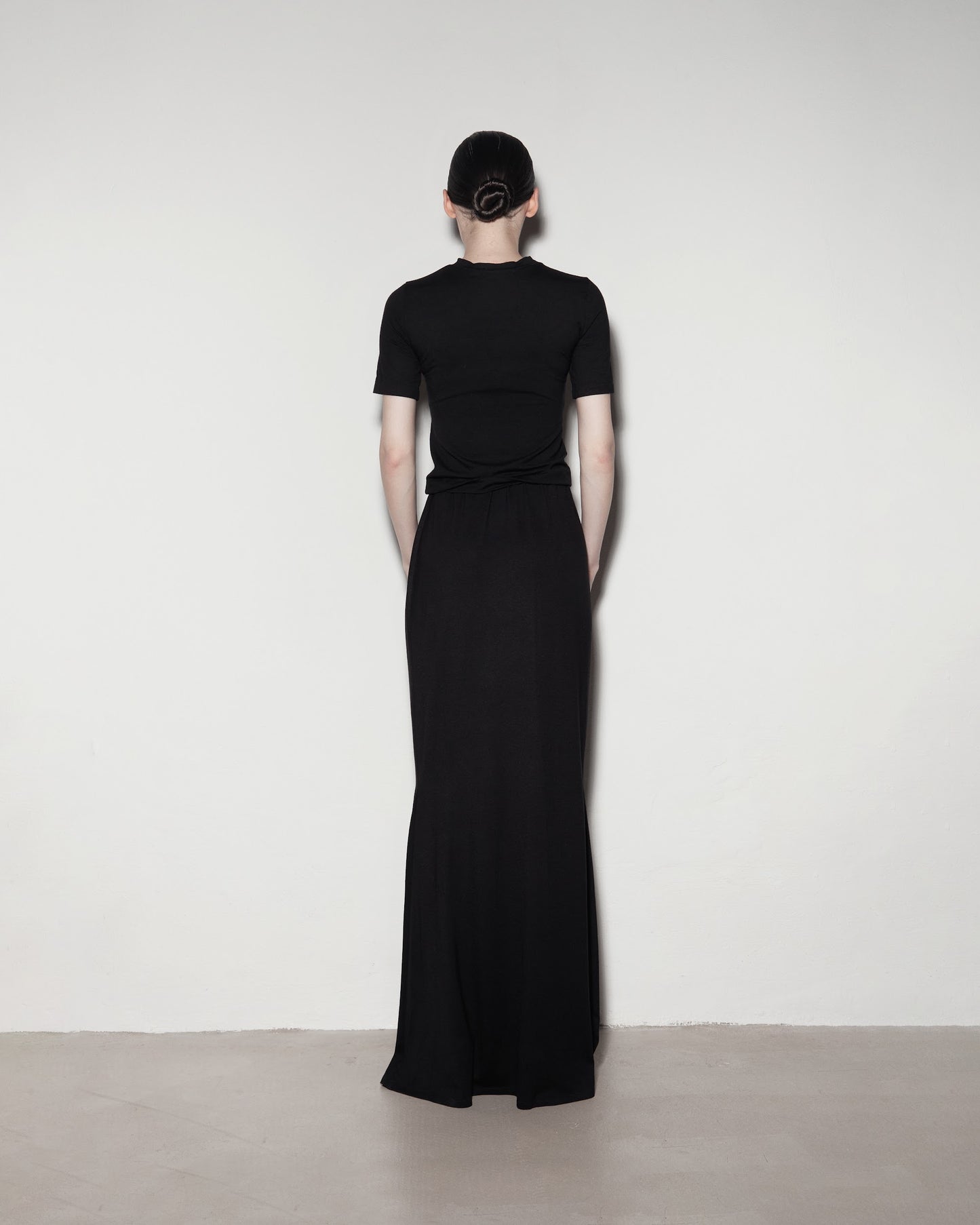 Max skirt. BLACK