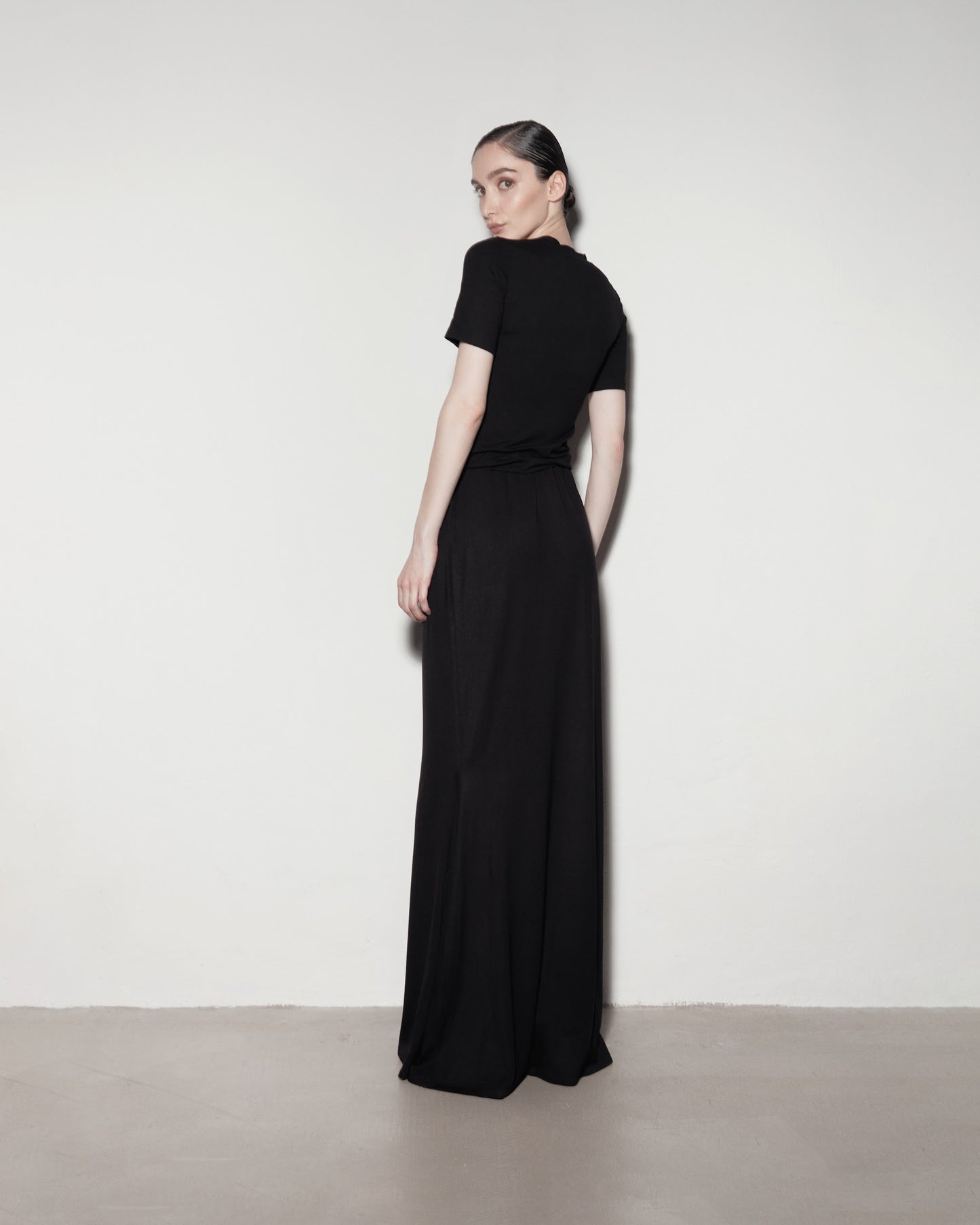 Max skirt. BLACK