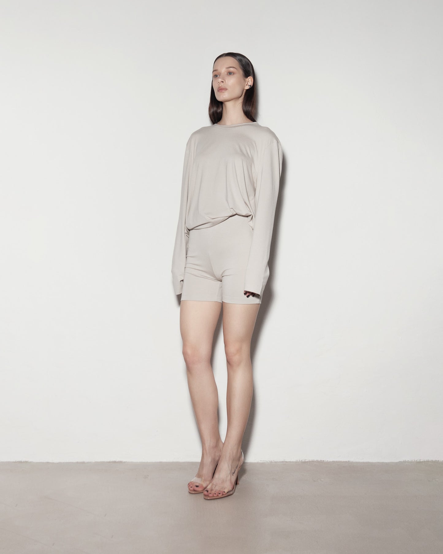 ŠORTKY. Beige