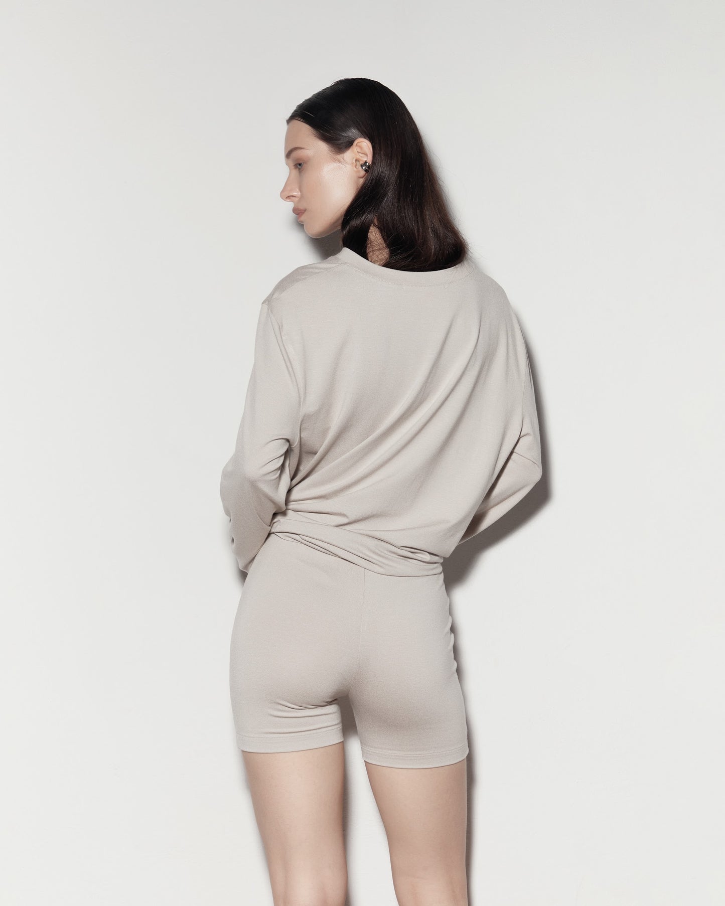 ŠORTKY. Beige