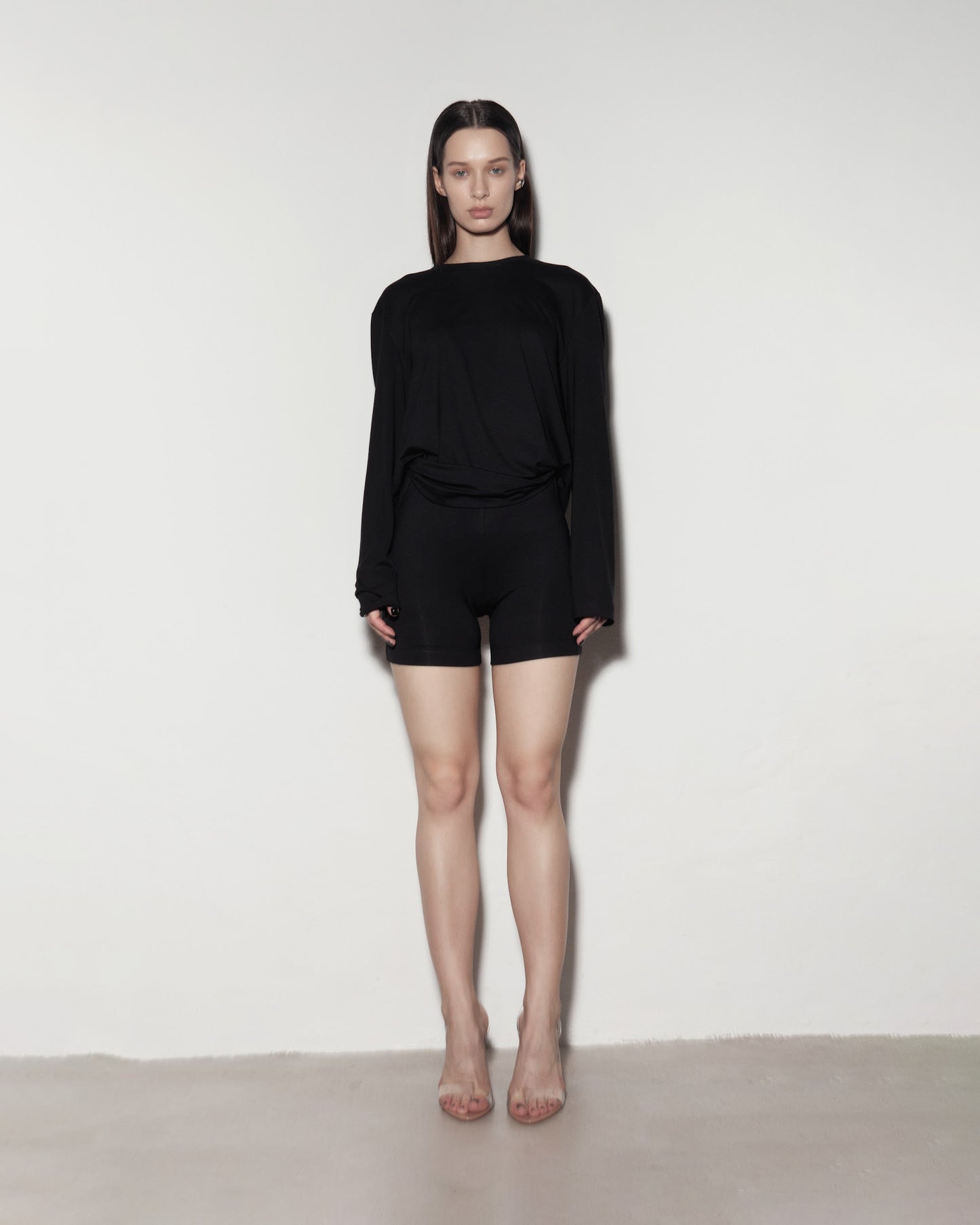 ŠORTKY. Black