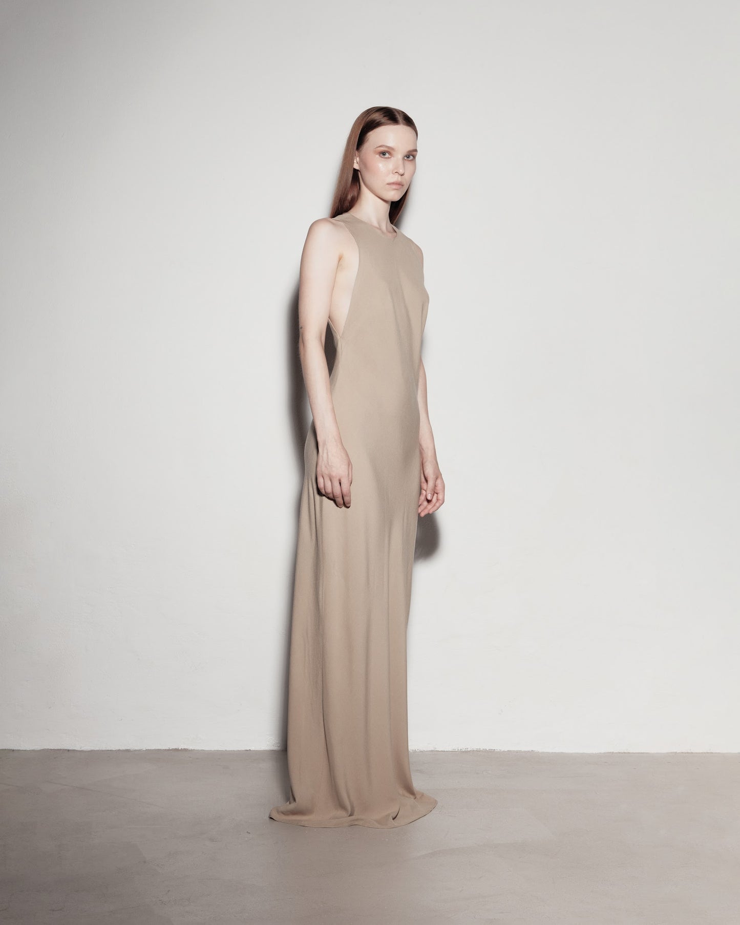 "DAILY" dress. Ordinary