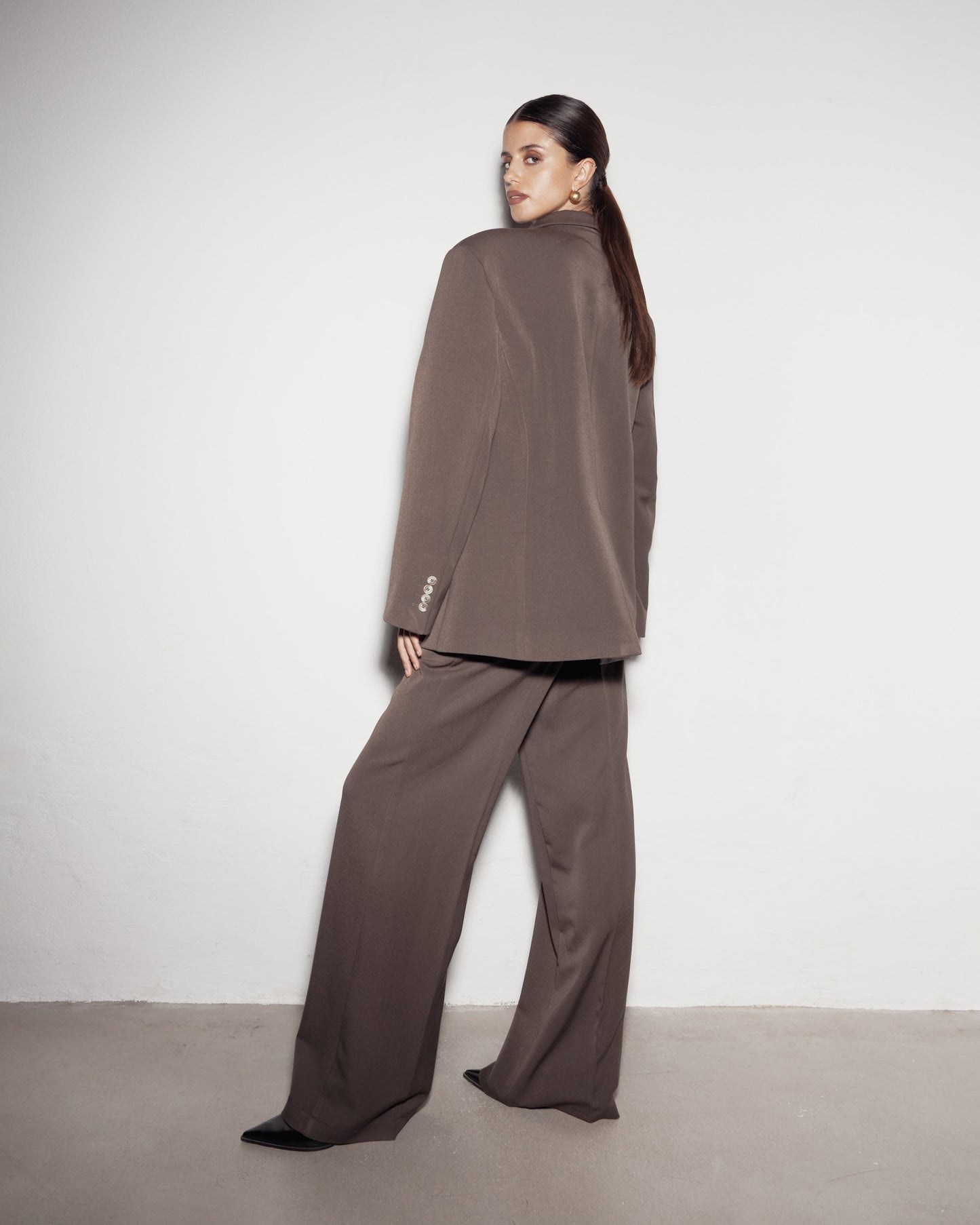 OVERSIZED SAKO. HNĚDÉ | ČERNÉ