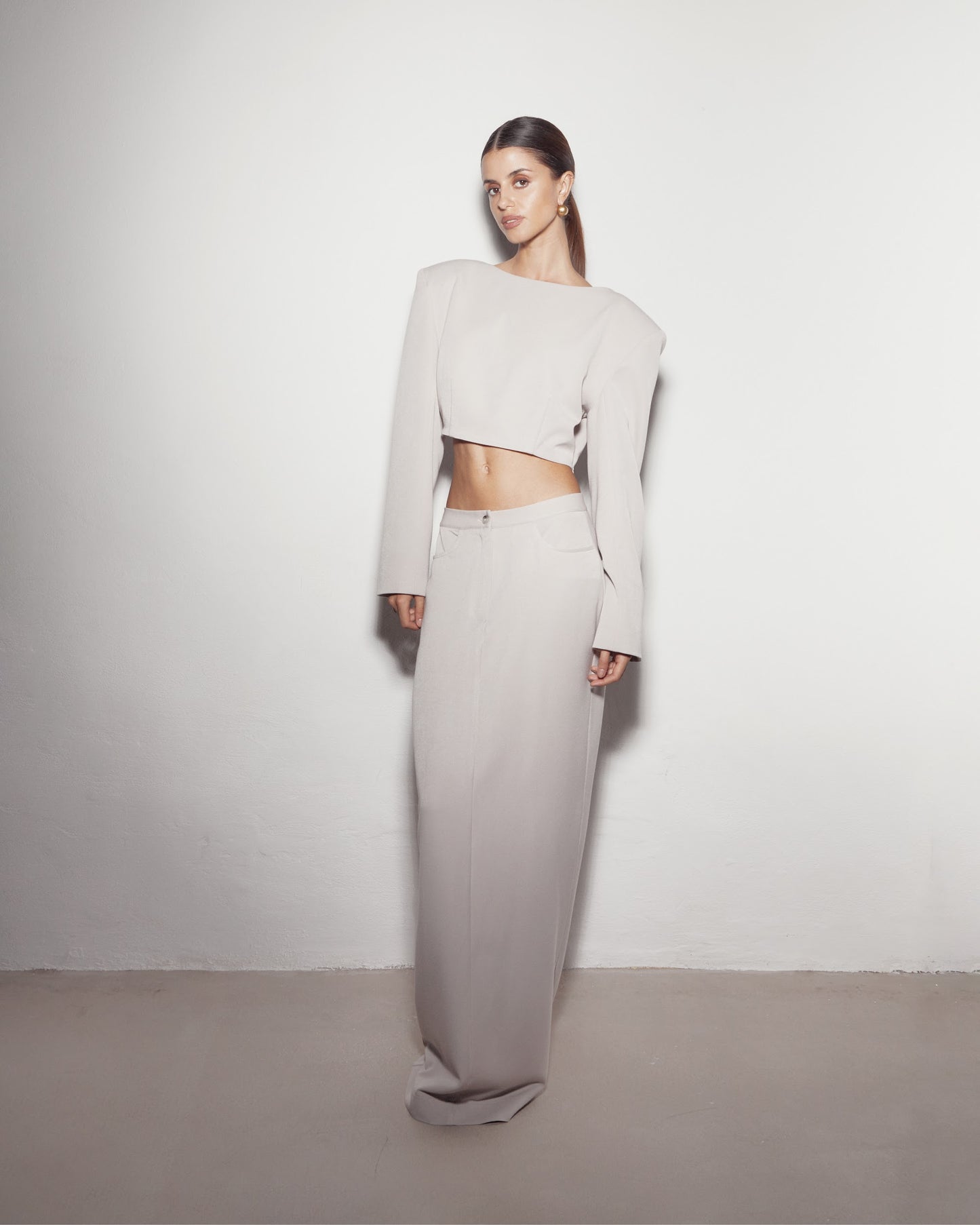 CROPPED SAKO. BÉŽOVÉ