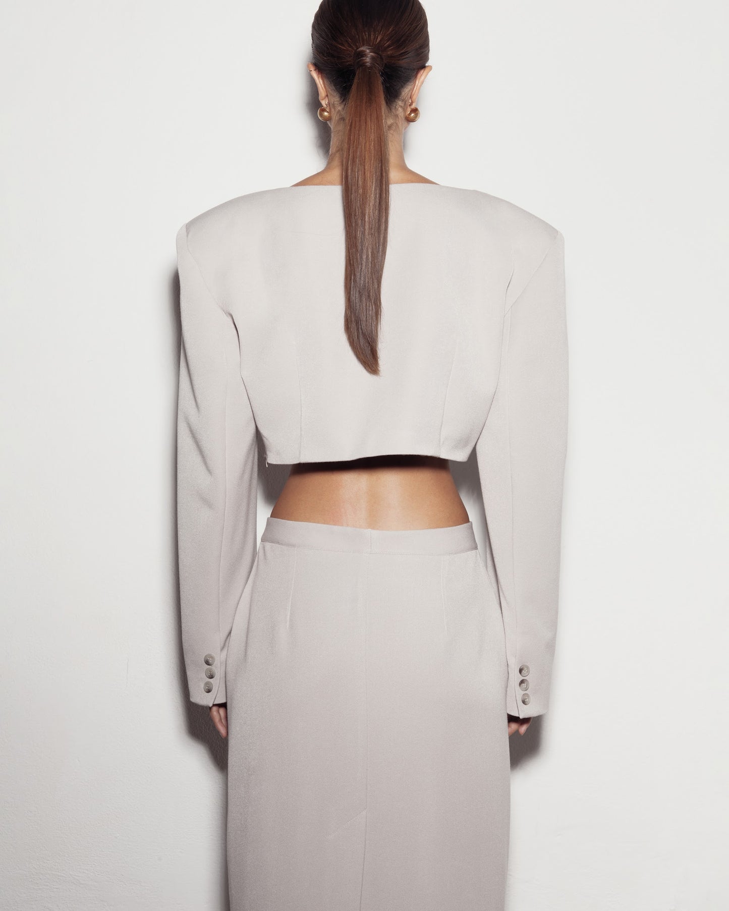 CROPPED SAKO. BÉŽOVÉ