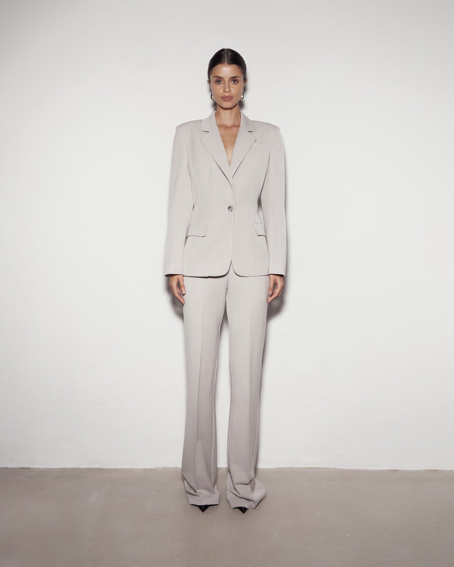 VYPASOVANÉ SAKO. BÉŽOVÉ