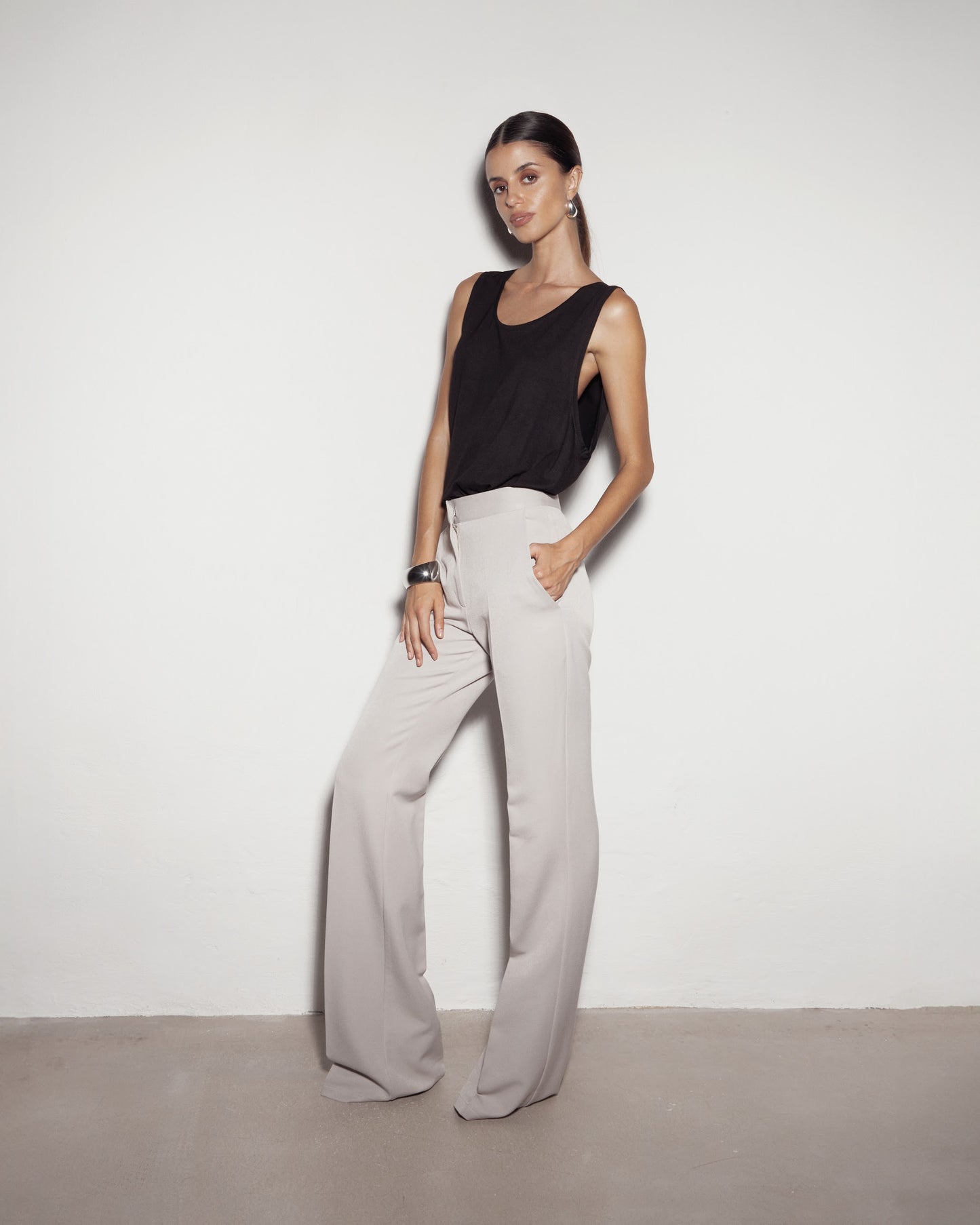 Elegant pants. Beige