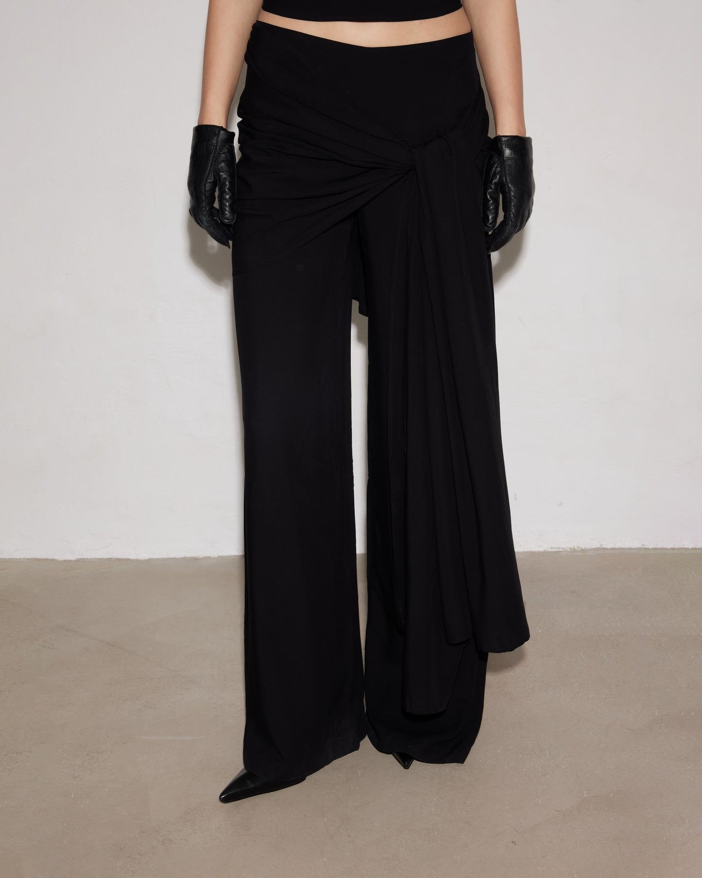 PANTS. BLACK