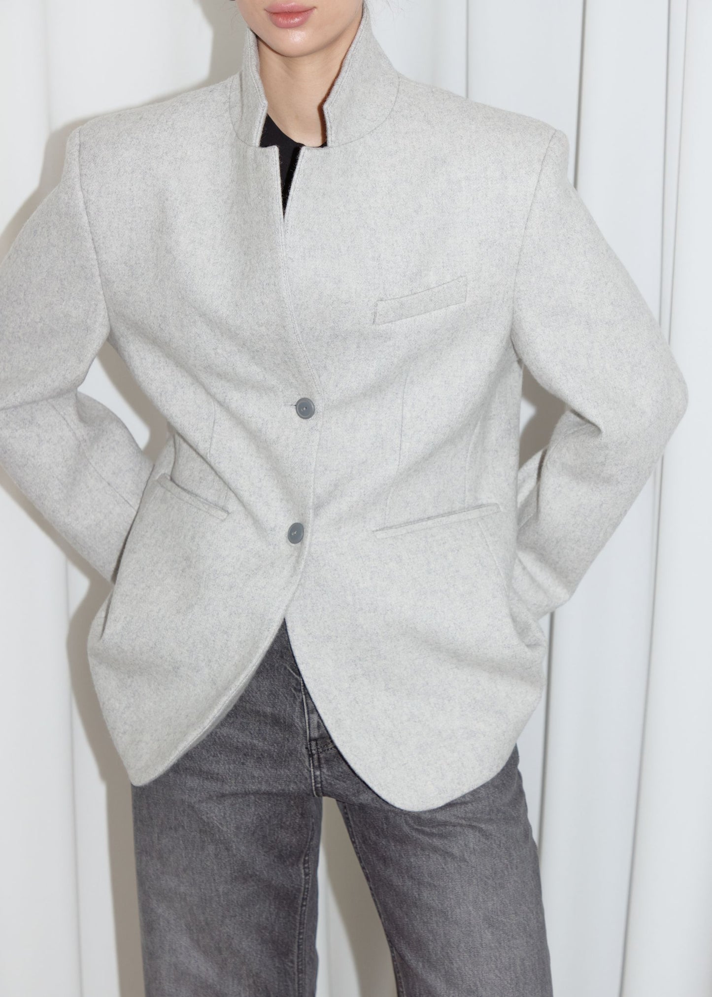 WOOL BLAZER. GREY