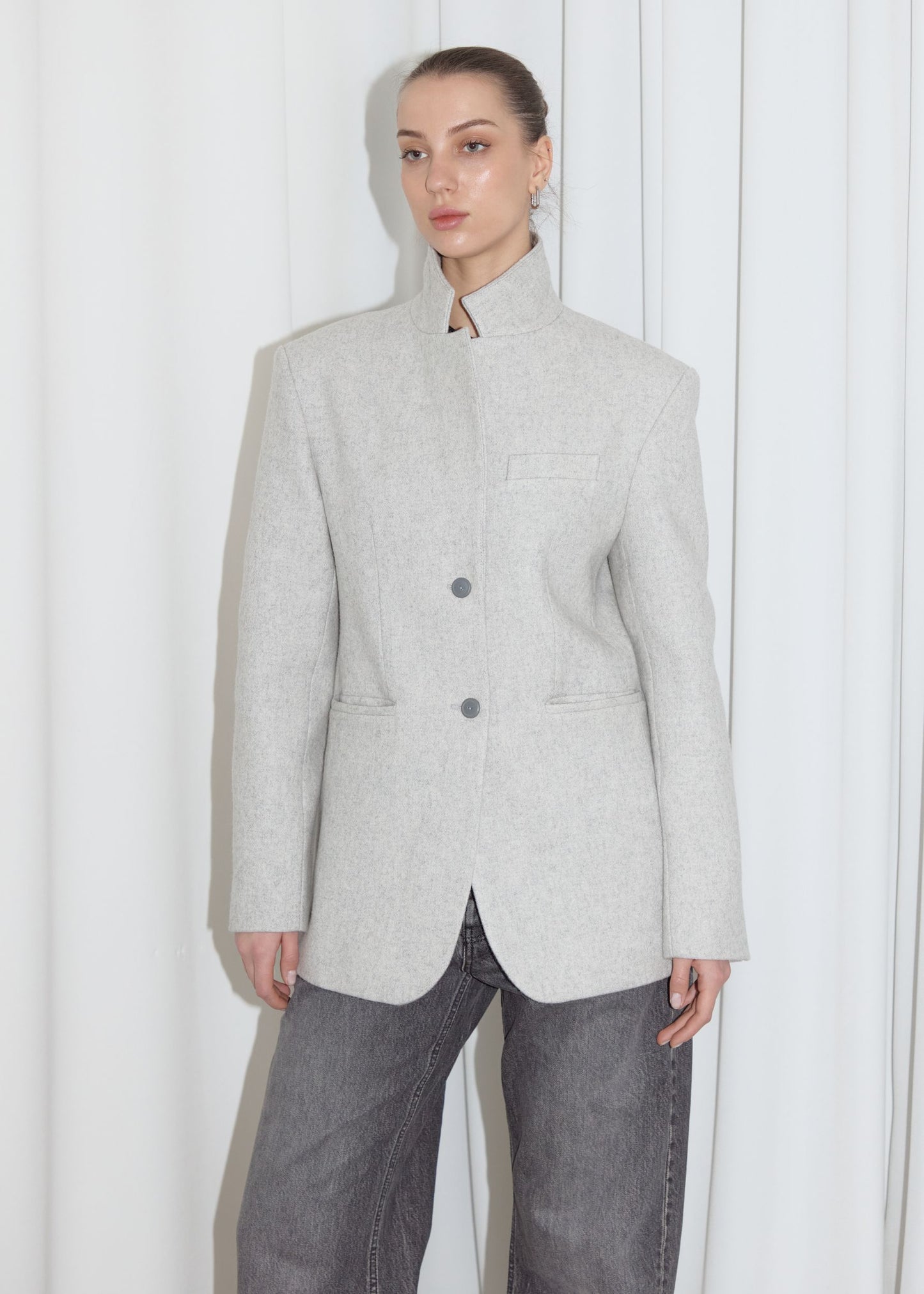 WOOL BLAZER. GREY