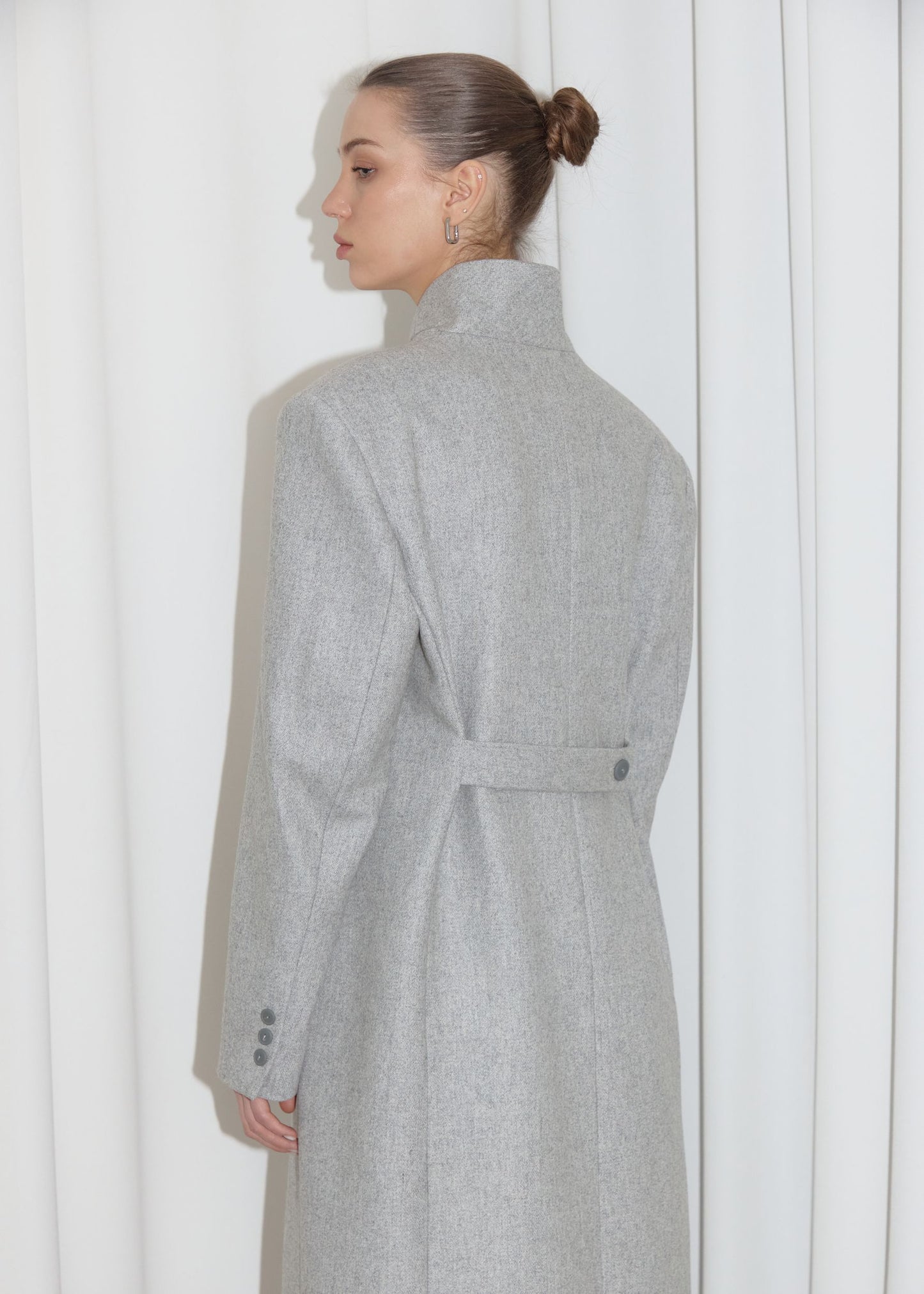 WOOL COAT. GREY