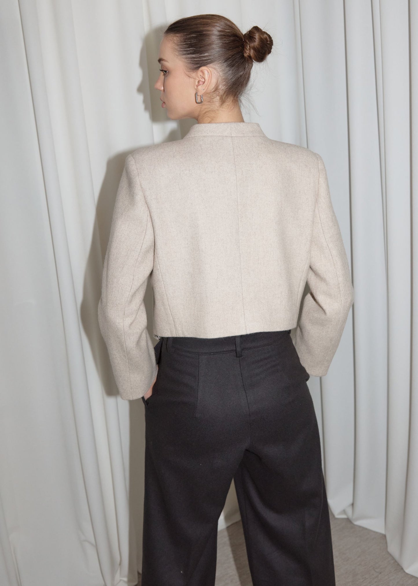 CANONIQUE JACKET. SAND