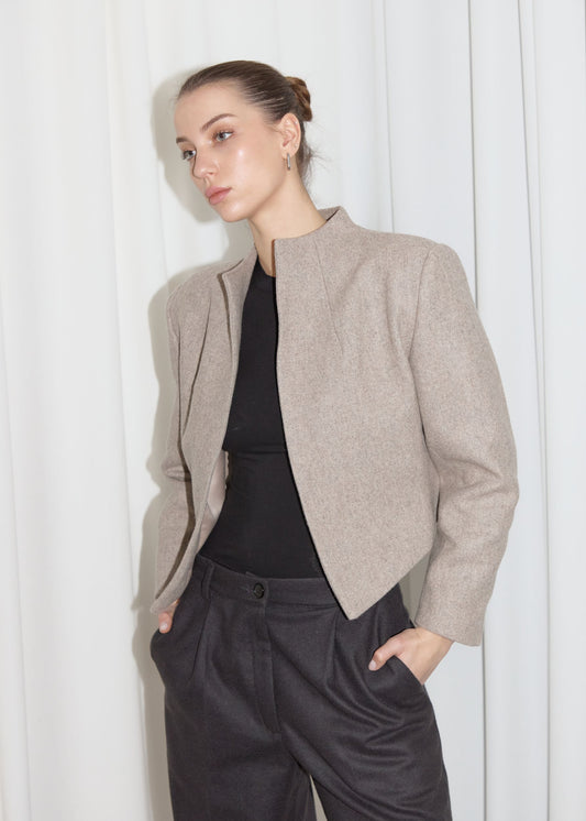 CANONIQUE JACKET. BEIGE