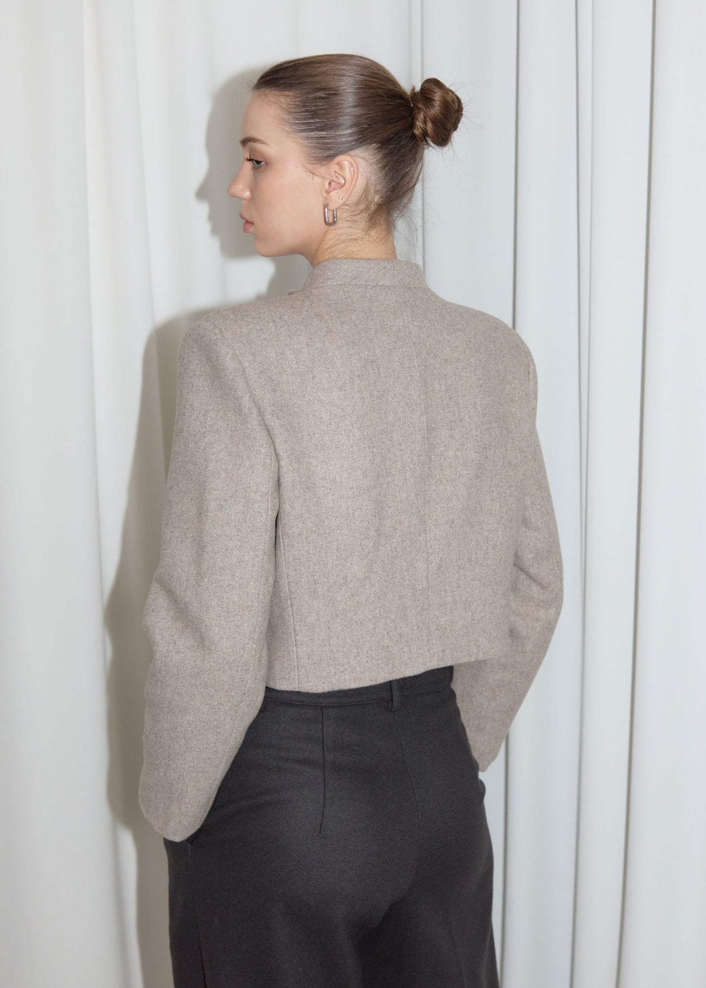 CANONIQUE JACKET. BEIGE