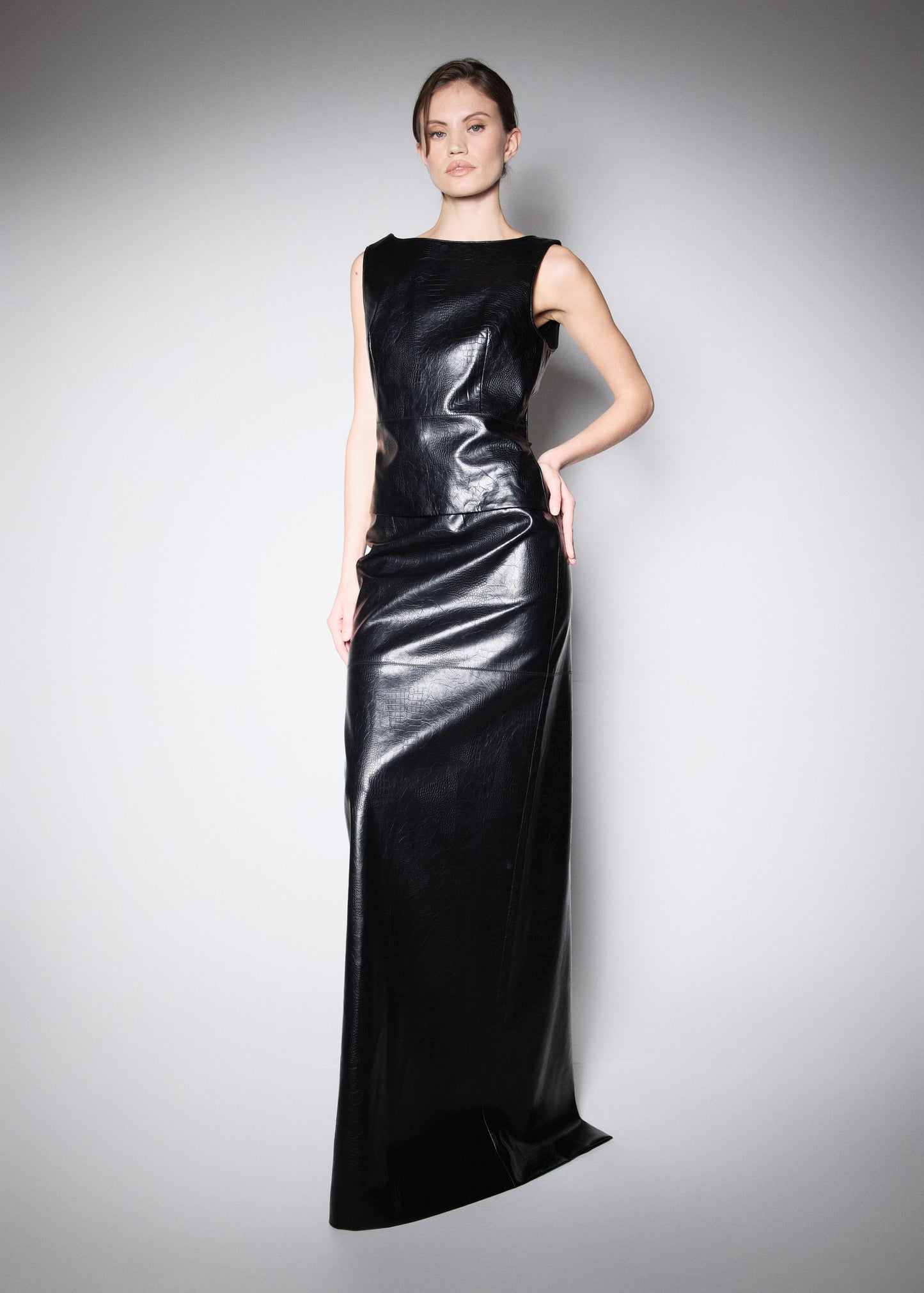 OPEN BACK TOP. BLACK PREMIUM VEGAN CROCO LEATHER