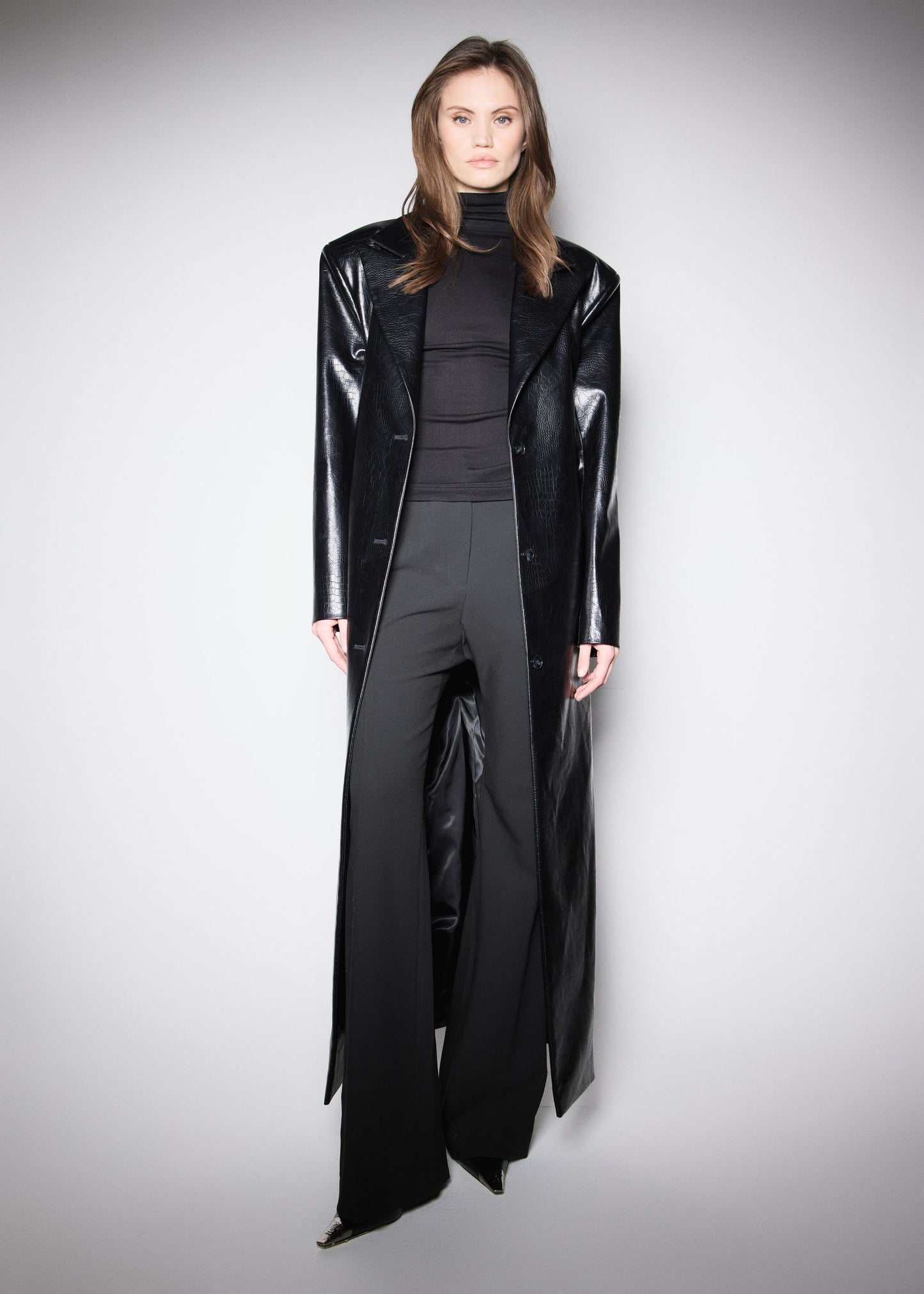 KENNEDY TRENCH. BLACK PREMIUM VEGAN CROCO LEATHER